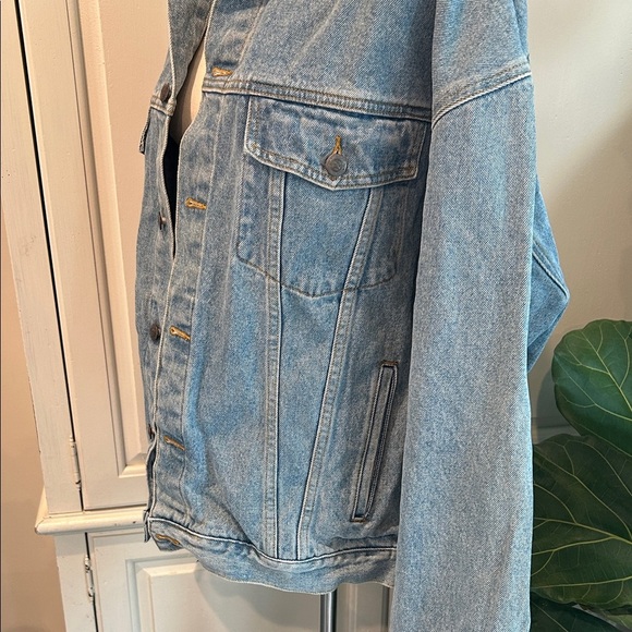 Rare Vintage 80’s Denim Jacket Hard Rock Cafe Jean Jacket Seoul Korea - Picture 6 of 14